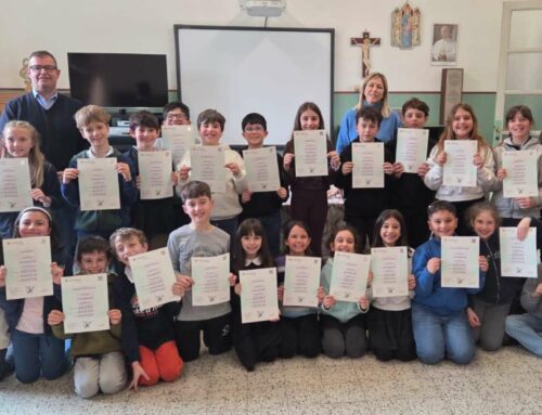 Consegnati gli attestati Cambridge ai bambini delle classi quarte